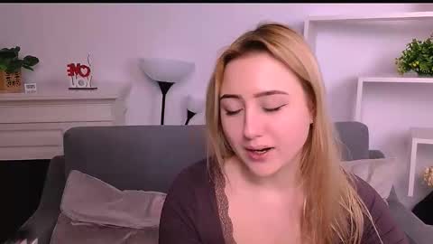 Lily online show from 02.26.26