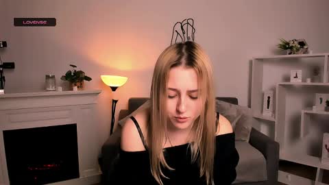 Lily online show from 04.09.26