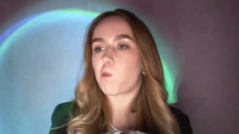 Lulu Baby18 online show from 02.06.25