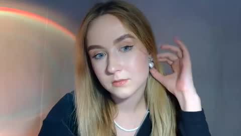 Lulu Baby18 online show from 03.06.25