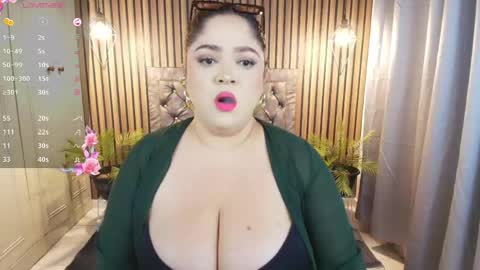 Snapshot of lulu_deniz chatting on 04.09.26 sweet lulu online show from 04.09.26