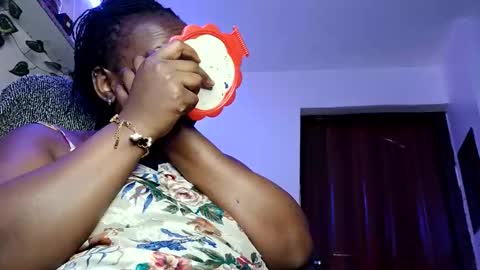 lulu_sparks1 online show from 11.04.25