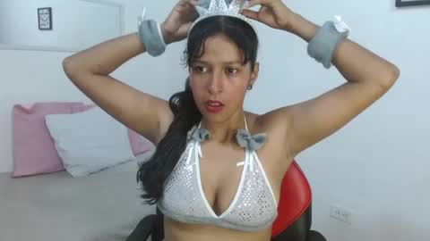 Snapshot of lulu_stone chatting on 07.14.26 Lulu Stone online show from 07.14.26