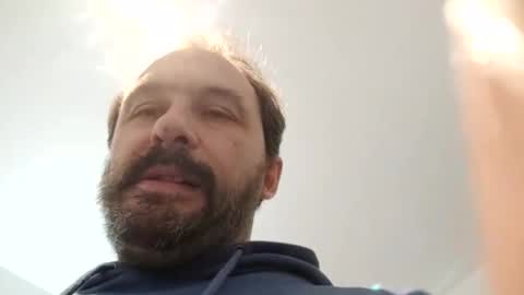 Snapshot of luluberlu042 chatting on 12.21.24 Ludo online show from 12.21.24