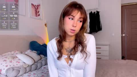 Snapshot of luluberryx chatting on 05.22.26 lulu berry online show from 05.22.26