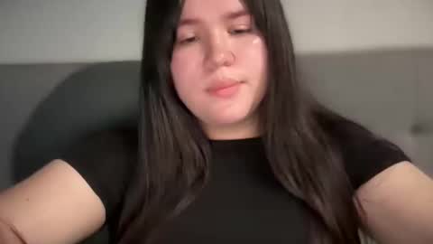 Snapshot of luluhotty chatting on 12.25.24 luluhotty online show from 12.25.24