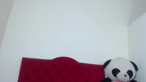 Snapshot of luluu_08 chatting on 02.07.25 LULU online show from 02.07.25