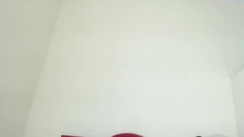 Snapshot of luluu_08 chatting on 02.12.25 LULU online show from 02.12.25