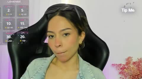 luluuberry online show from 12.16.25