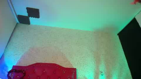 Snapshot of luly_blue chatting on 09.12.25 Luly online show from 09.12.25