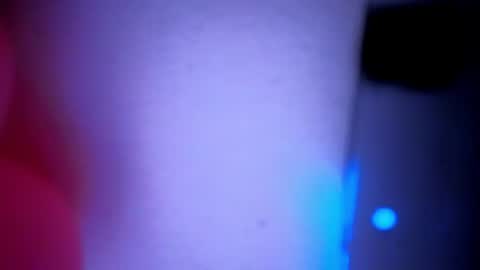 Snapshot of luly_blue chatting on 07.12.26 Luly online show from 07.12.26