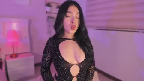 Snapshot of lummii_ chatting on 06.19.26 lummii_ online show from 06.19.26