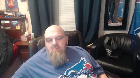 Snapshot of lump420 chatting on 12.15.24 lump420 online show from 12.15.24