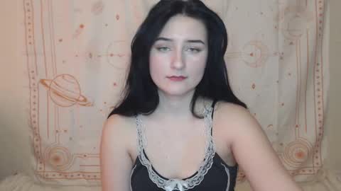 Snapshot of lumulav9 chatting on 01.25.25 Lumulav online show from 01.25.25