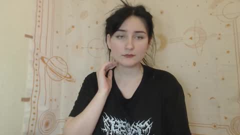 Snapshot of lumulav9 chatting on 03.04.25 Lumulav online show from 03.04.25