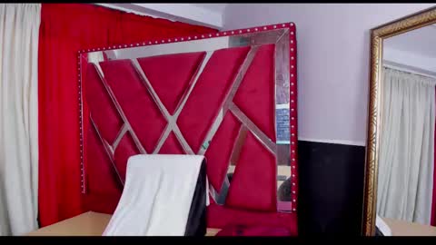 Luna  online show from 09.27.25