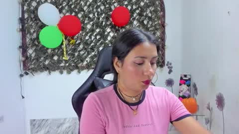 Luna  online show from 11.05.25