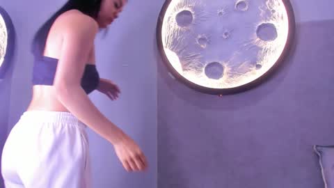 Snapshot of luna__02 chatting on 02.19.26 Luna online show from 02.19.26