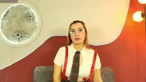 Snapshot of luna__velvet chatting on 04.22.26 luna__velvet online show from 04.22.26