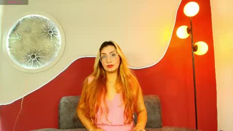 Snapshot of luna__velvet chatting on 06.10.26 luna__velvet online show from 06.10.26
