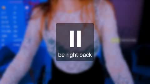 luna_berryy online show from 01.04.25