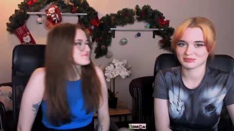 luna_berryy online show from 01.09.25