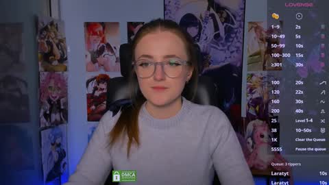 luna_berryy online show from 01.18.25