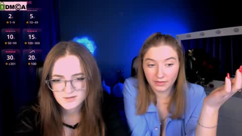 luna_berryy online show from 02.04.25