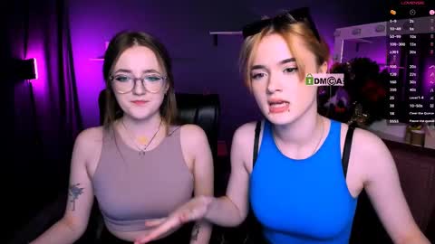 luna_berryy online show from 02.28.25