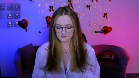 luna_berryy online show from 03.18.26