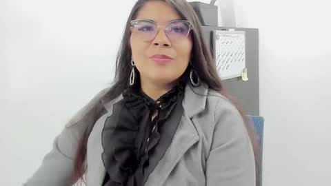 luna  online show from 09.15.25