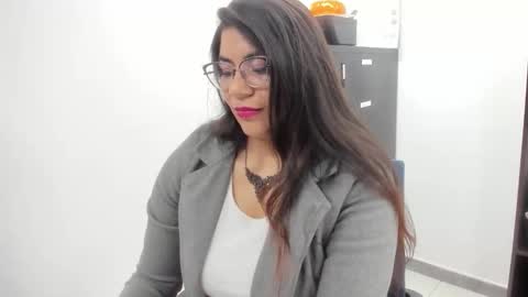 luna  online show from 12.01.25