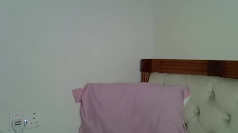 maskedmalkia online show from 12.05.25