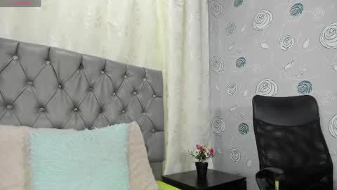 Luna Eva online show from 03.31.26