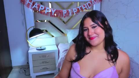 Snapshot of luna_jonez2 chatting on 11.29.25 Luna Jonez online show from 11.29.25