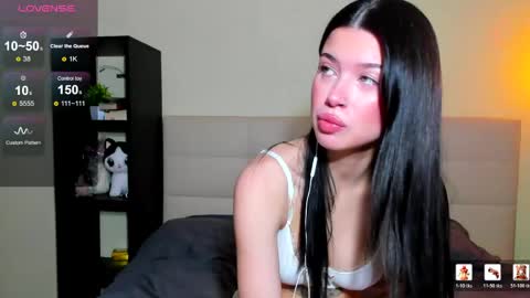 Snapshot of luna_lips chatting on 05.19.26 Hi everyone my name is Tina online show from 05.19.26