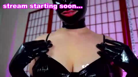 Luna Lovelace online show from 02.28.26
