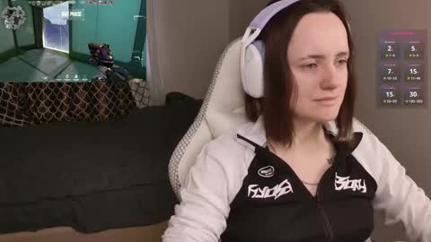 Snapshot of luna_loveeee chatting on 10.23.25 luna_loveeee online show from 10.23.25