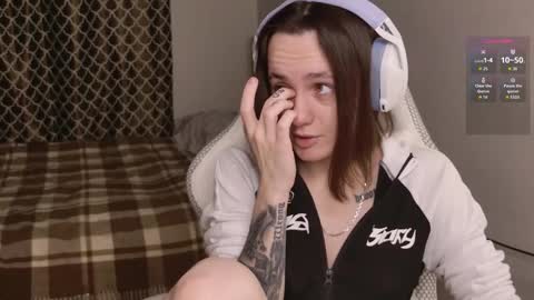 Snapshot of luna_loveeee chatting on 10.29.25 luna_loveeee online show from 10.29.25