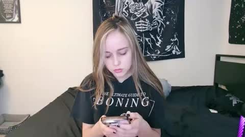 Luna online show from 10.16.25