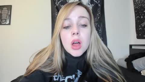 Luna online show from 11.18.25