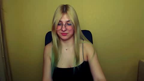 Luna online show from 02.04.25