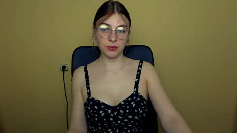 Snapshot of luna_lush_ chatting on 05.08.26 Luna online show from 05.08.26