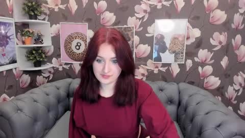 Snapshot of luna_mell chatting on 05.29.26 Rita online show from 05.29.26
