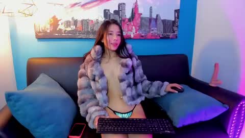 Snapshot of luna_roose1 chatting on 05.22.26 Luna Rosse online show from 05.22.26