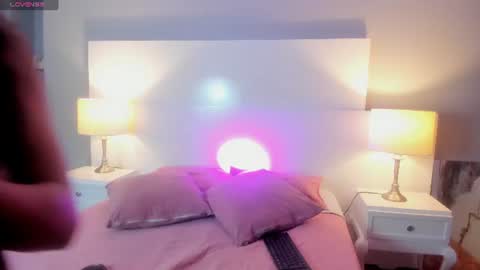 Snapshot of luna_roose1 chatting on 06.17.26 Luna Rosse online show from 06.17.26