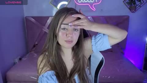 Snapshot of luna_star_v chatting on 11.22.25 Live 1000pm 600am COLOMBIAN HOUR online show from 11.22.25