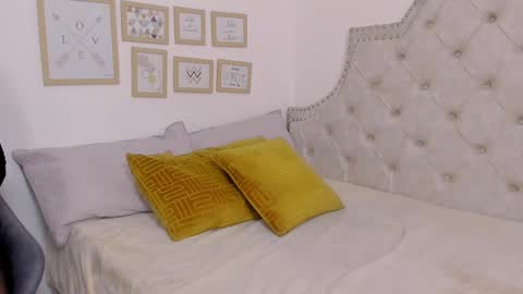 luna_valle online show from 02.28.25