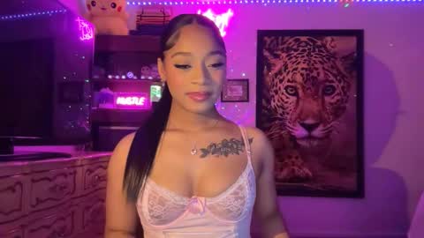 lunaa_11 online show from 05.15.26