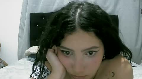 lunaa_sub online show from 02.21.25